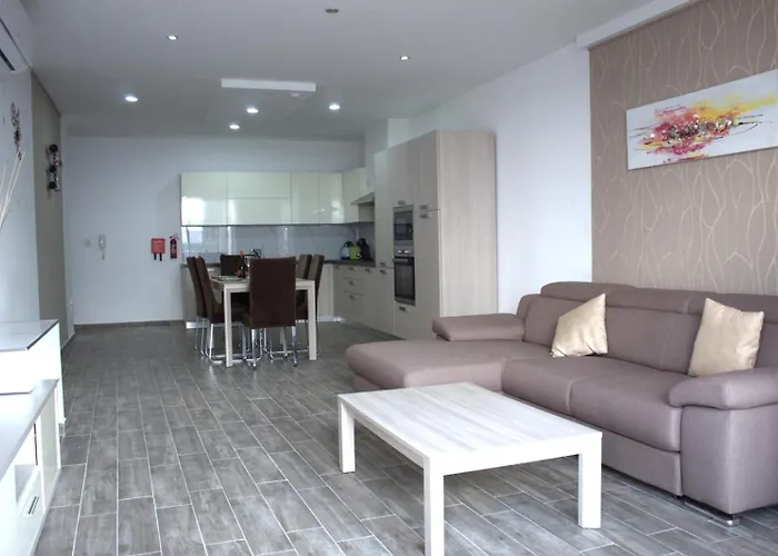 Stylish 3Bedroom Apartment Gzira By Homely