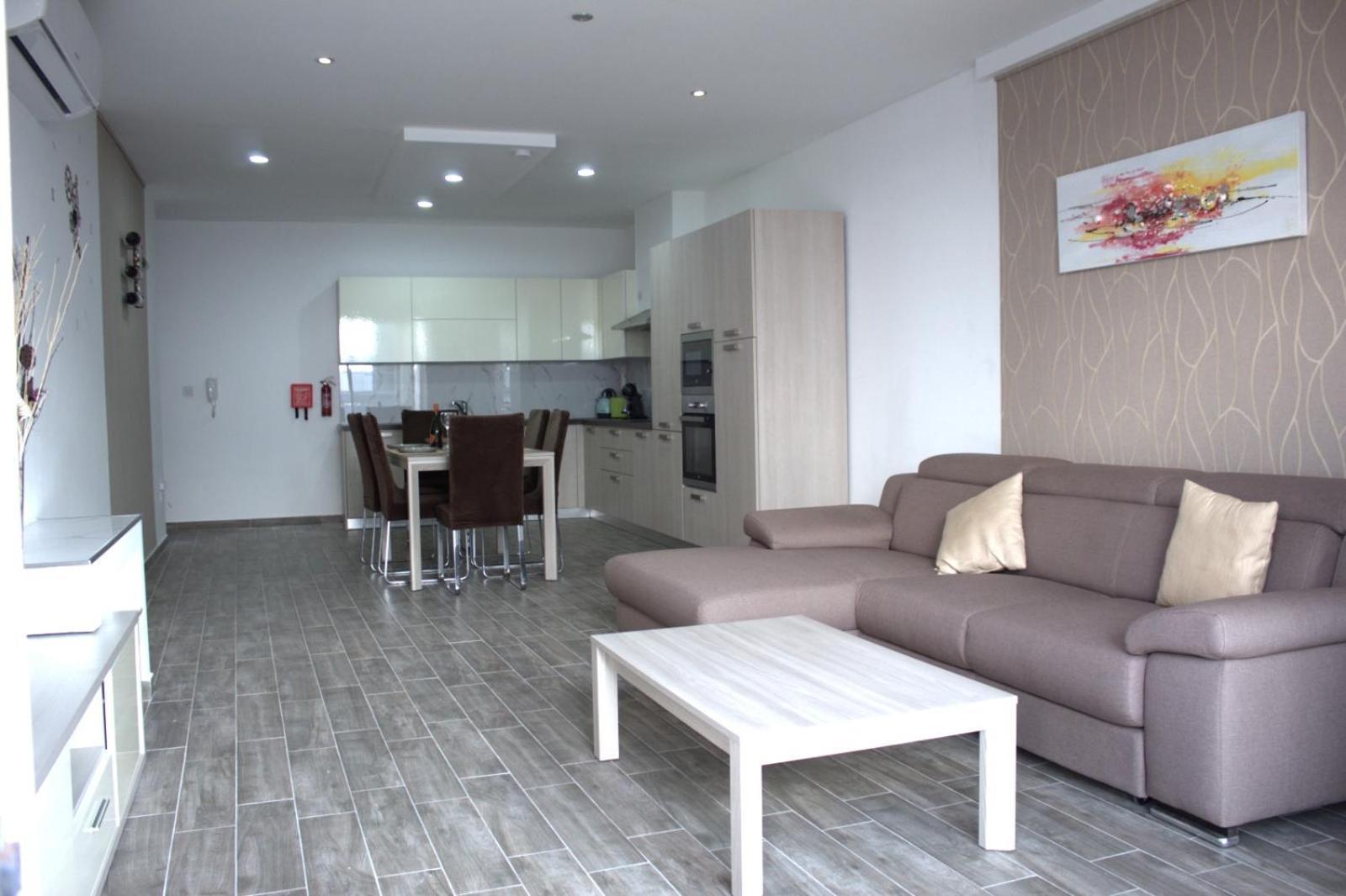 Stylish 3bedroom By Homely Gzira